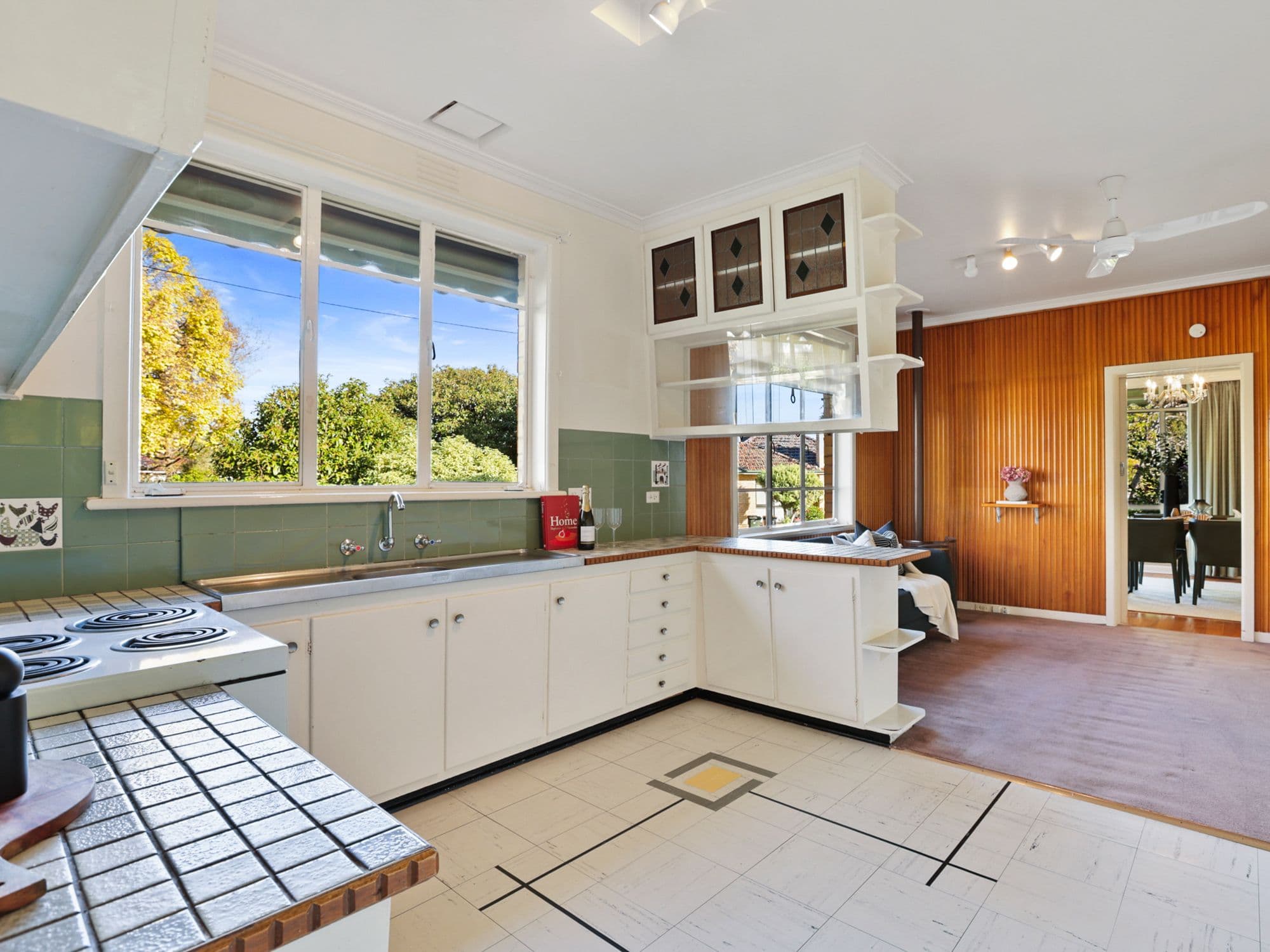 28 Sunhill Road, Mount Waverley VIC 3149, Mount Waverley - Thumbnail 4
