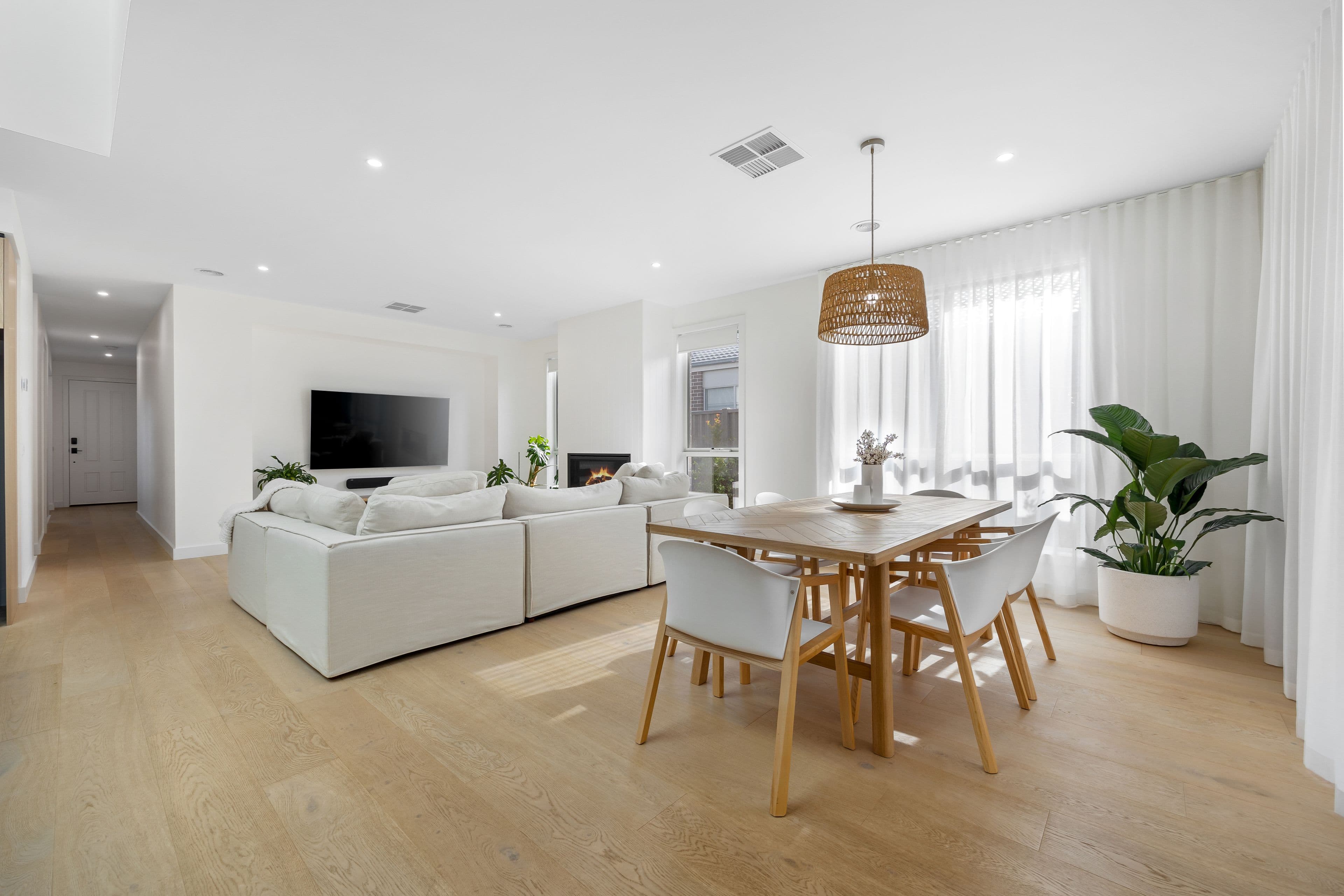 22 Cavan Grove, Alfredton VIC 3350, Alfredton - Thumbnail 4