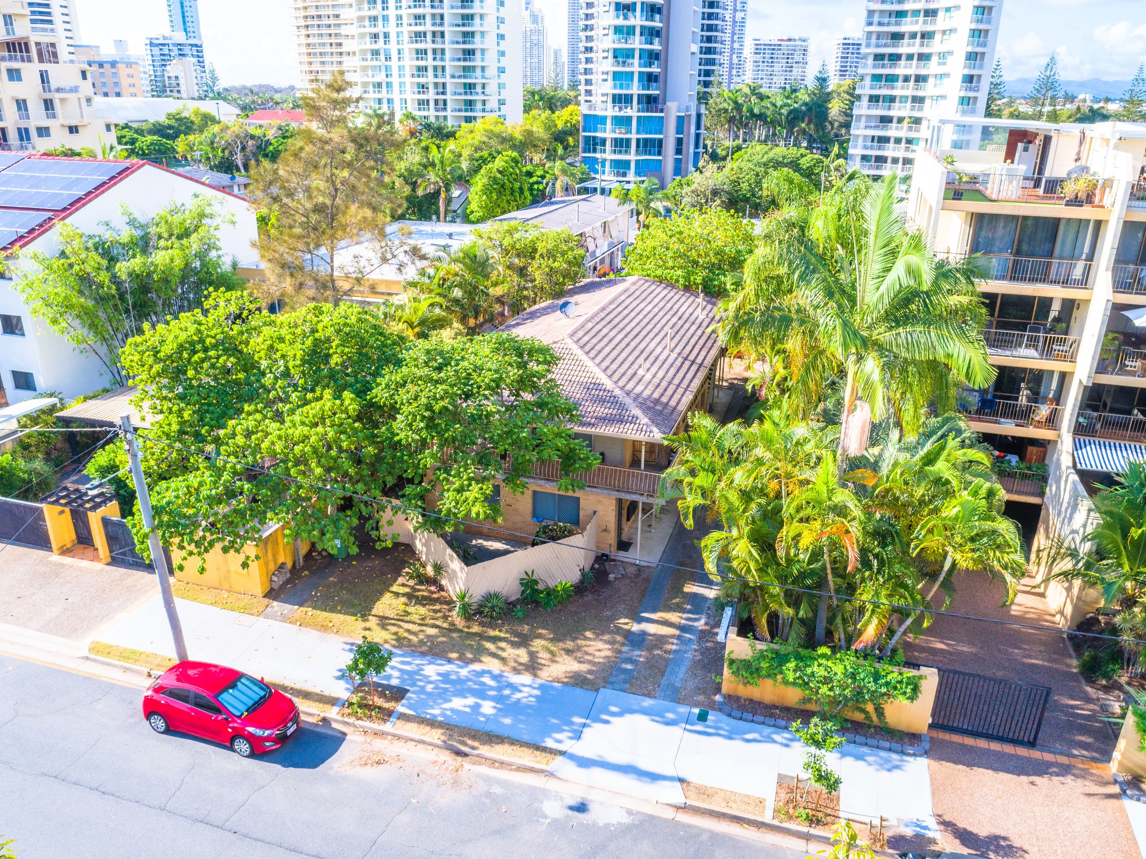 1 - 26 Woodroffe Avenue, Main Beach QLD 4217, Main Beach - Thumbnail 6