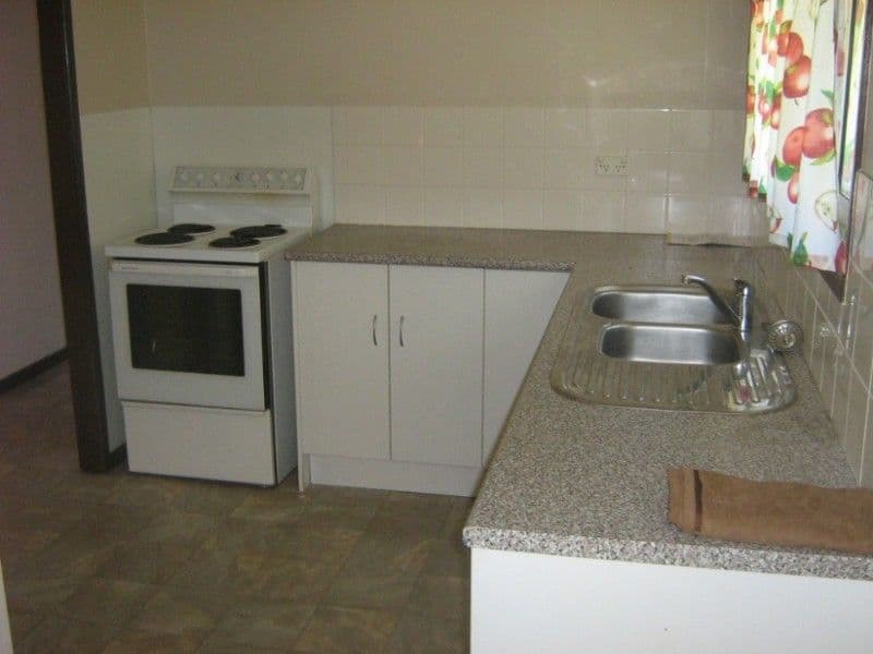 41 Amaryllis Street, ALEXANDRA HILLS QLD 4161, Alexandra Hills - Thumbnail 2