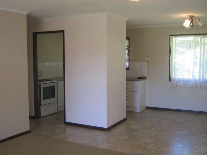 41 Amaryllis Street, ALEXANDRA HILLS QLD 4161, Alexandra Hills - Thumbnail 3