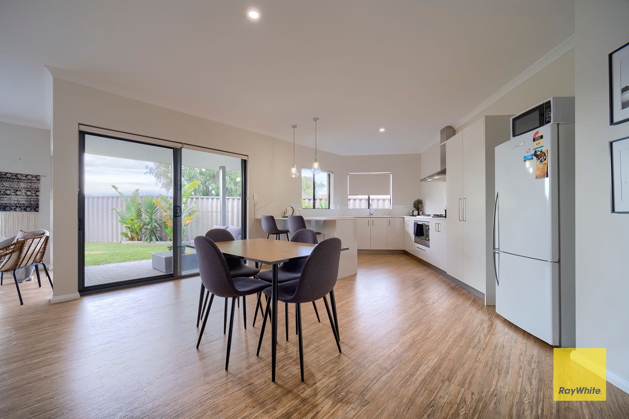 16 Taylor Street, Mira Mar WA 6330, Mira Mar - Thumbnail 3