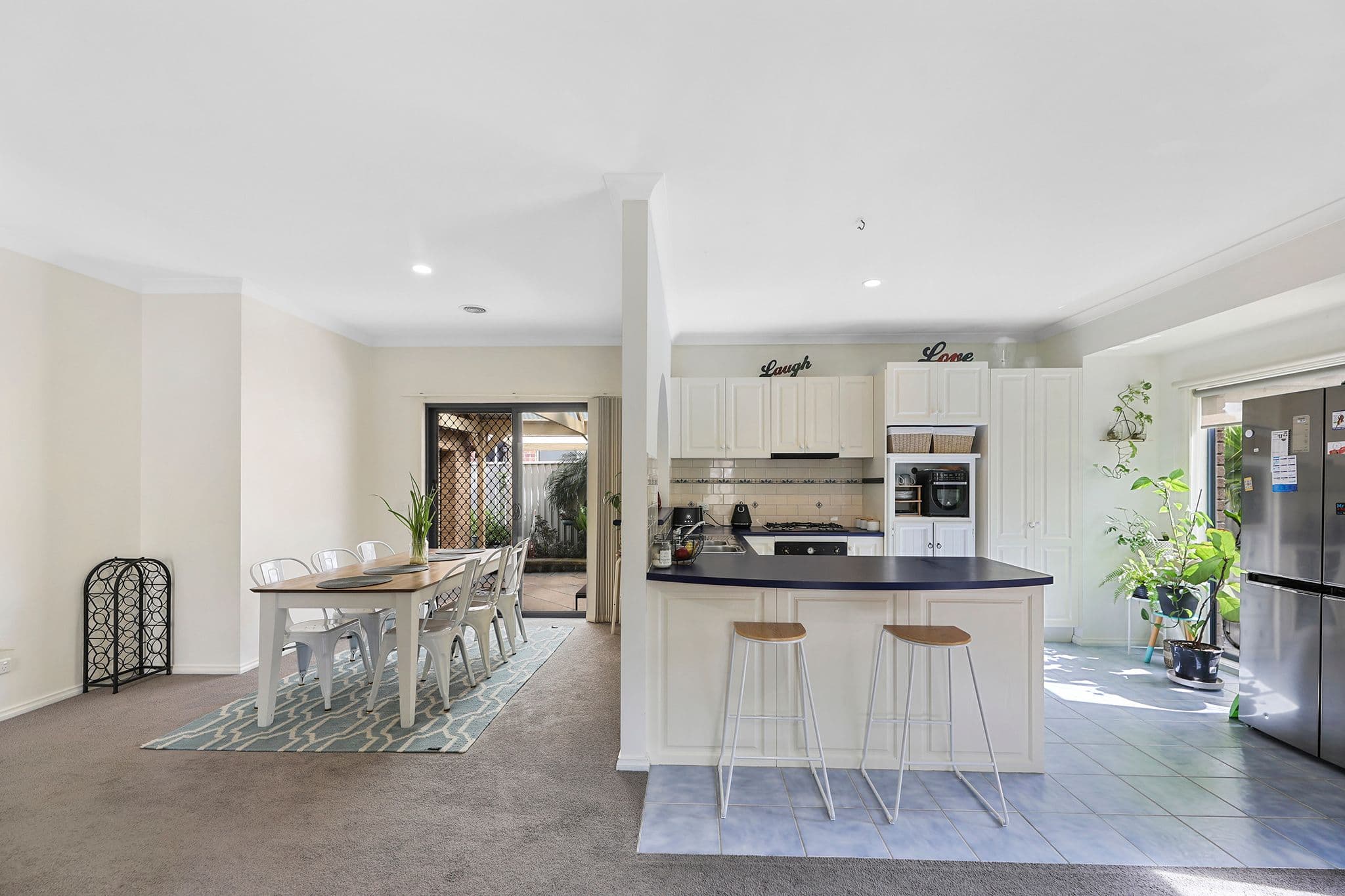 6 Macalister Place, Pakenham VIC 3810, Pakenham - Thumbnail 2