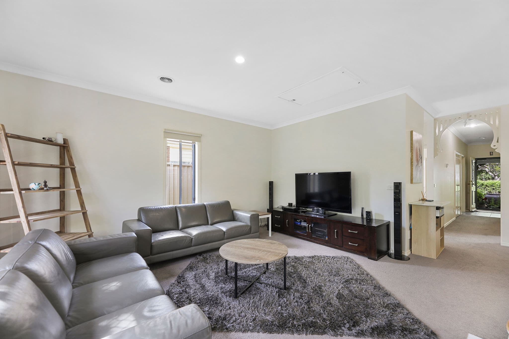 6 Macalister Place, Pakenham VIC 3810, Pakenham - Thumbnail 7