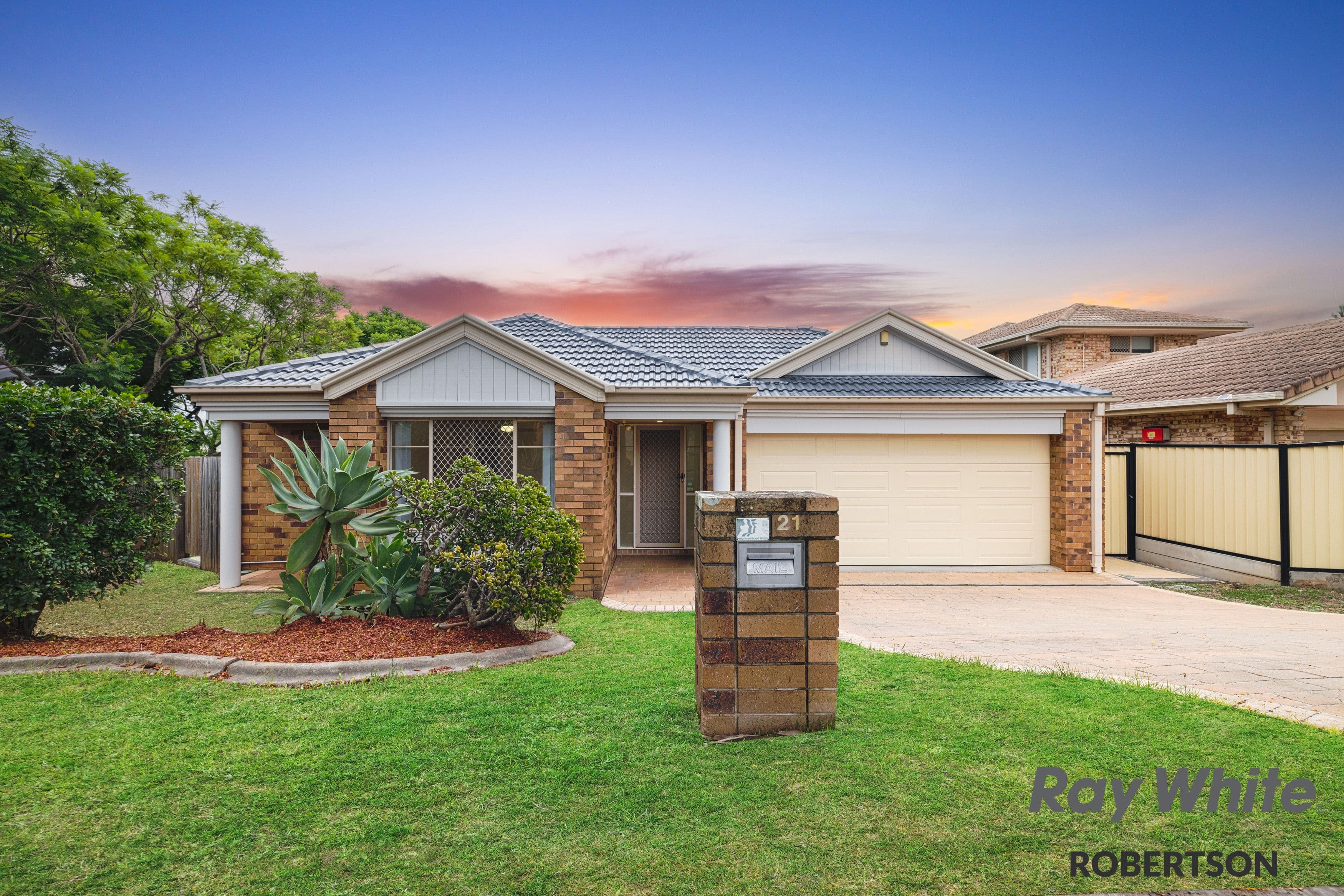 21 SPRINGSURE Street, Runcorn QLD 4113, Runcorn - Image 1