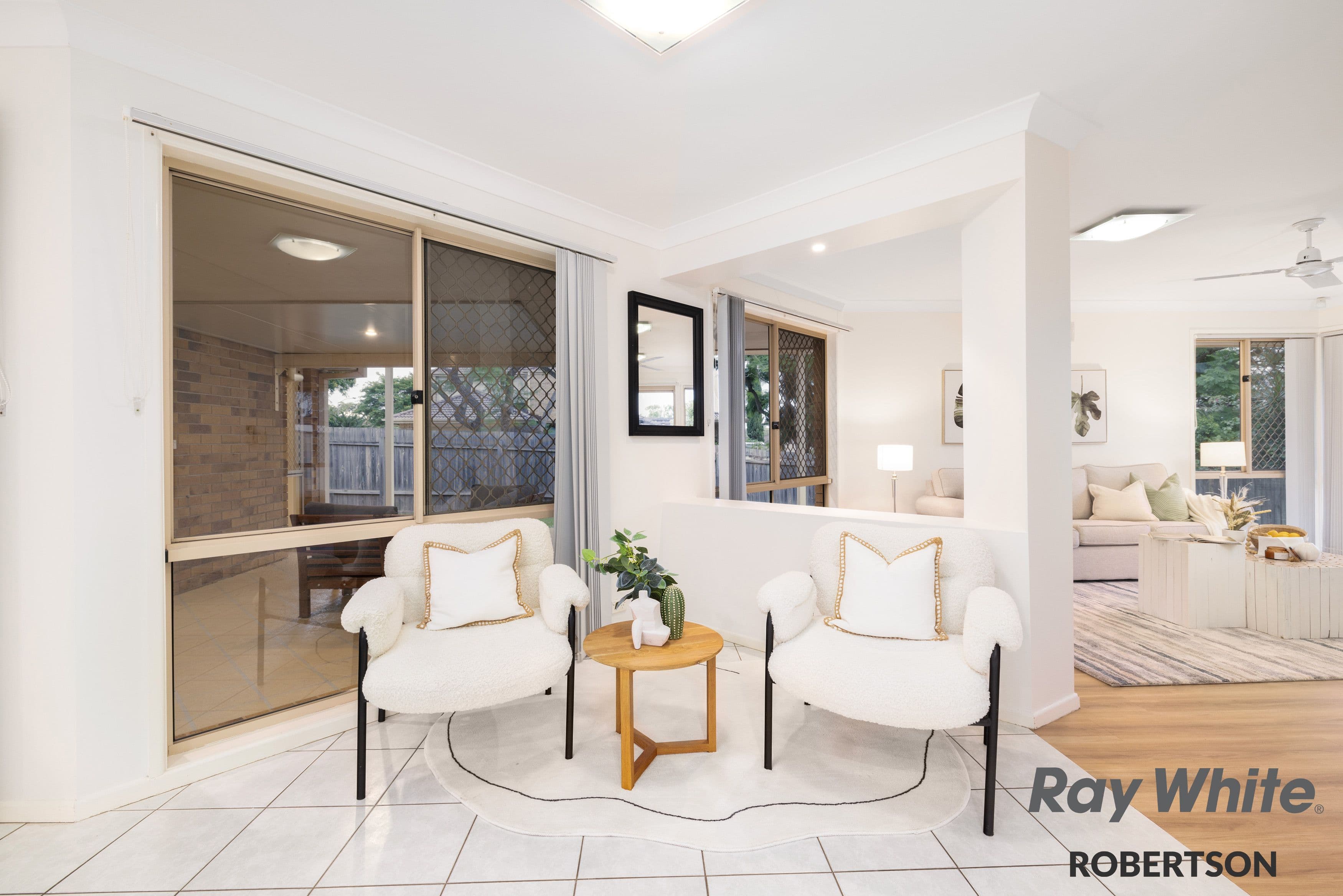 21 SPRINGSURE Street, Runcorn QLD 4113, Runcorn - Thumbnail 2