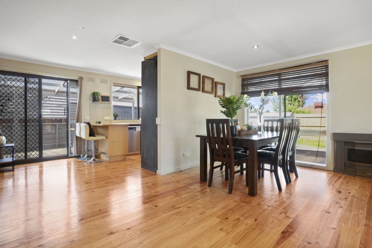 12 Poinciana Court, Werribee VIC 3030, Werribee - Thumbnail 3