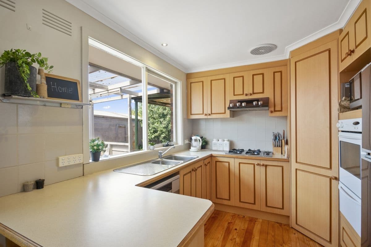 12 Poinciana Court, Werribee VIC 3030, Werribee - Thumbnail 4