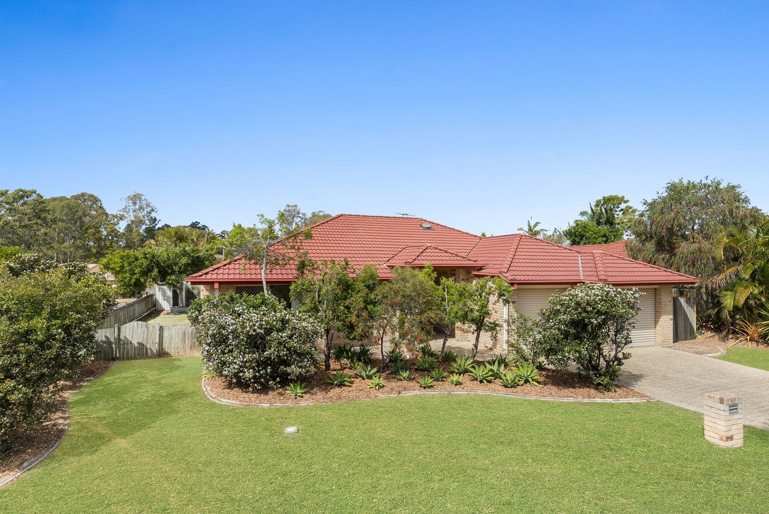 16 Curlew Place, Riverhills QLD 4074, Riverhills - Image 1
