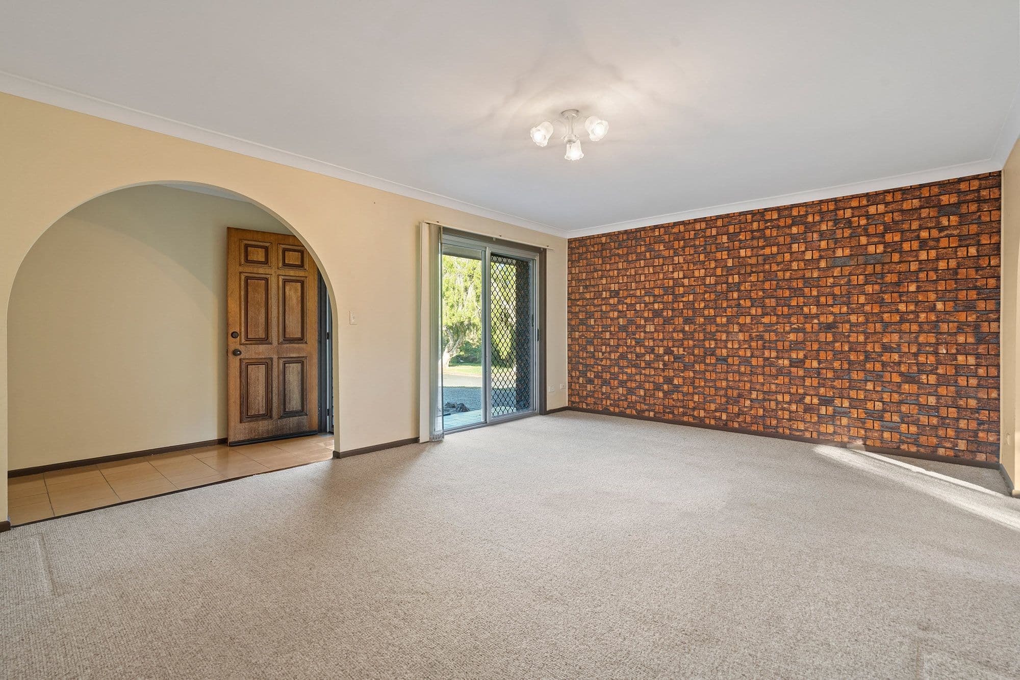 14 Calliope Street, Runcorn QLD 4113, Runcorn - Thumbnail 2