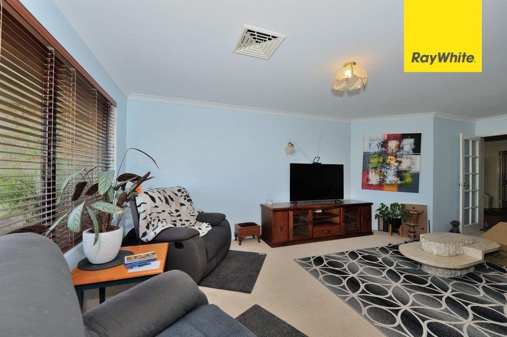 6 Hutt Court, Jane Brook WA 6056, Jane Brook - Thumbnail 3