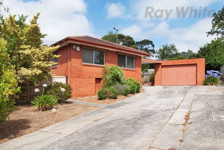 9 Long View Road, Croydon South VIC 3136, Croydon South - Image 1