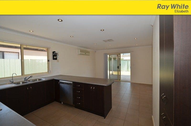 4 Meadowbank Way, Davoren Park SA 5113, Davoren Park - Thumbnail 4