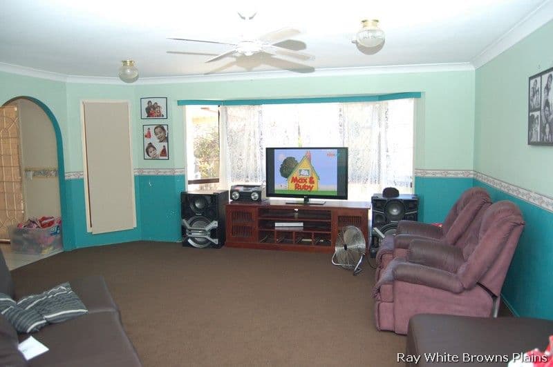 1 Town Court, BORONIA HEIGHTS QLD 4124, Boronia Heights - Thumbnail 3