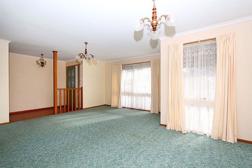 36 Grenda Drive, MILL PARK VIC 3082, Mill Park - Thumbnail 7