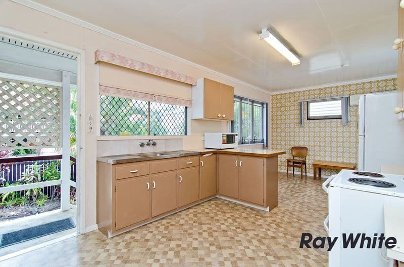 7 Avida Street, ALDERLEY QLD 4051, Alderley - Thumbnail 6