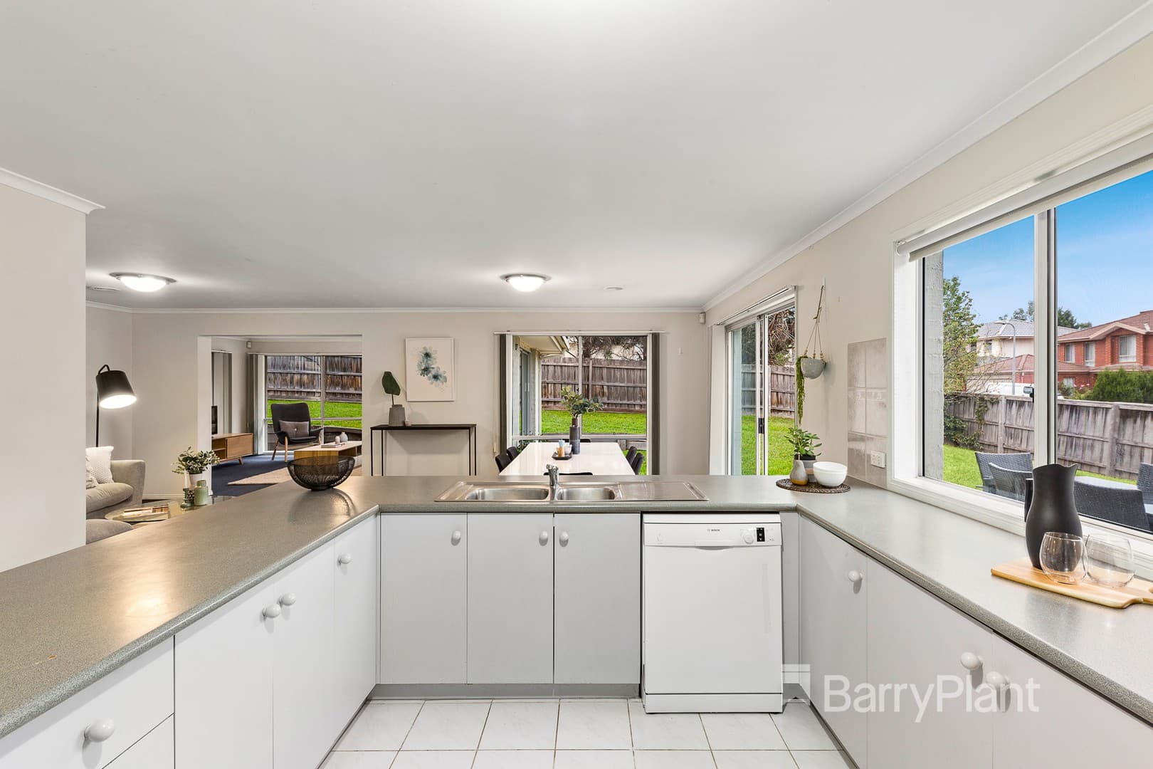 25 Johns GroveDoncaster East, VIC 3109, Doncaster East - Thumbnail 3