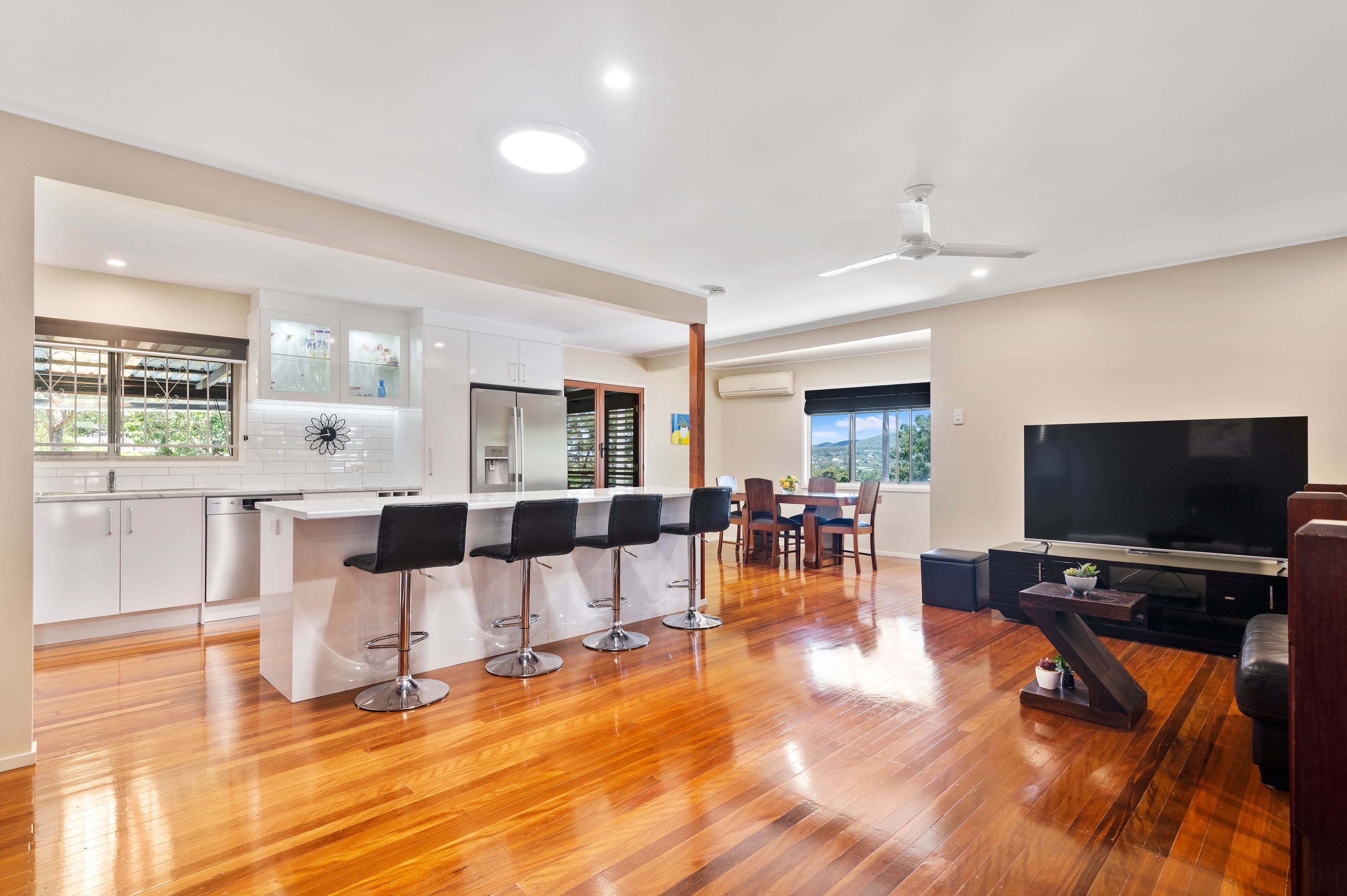 54 Hibiscus Street, Everton Hills QLD 4053, Everton Hills - Thumbnail 3
