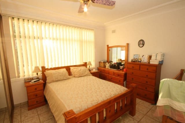 7 Leighdon Street, BASS HILL NSW 2197, Bass Hill - Thumbnail 5