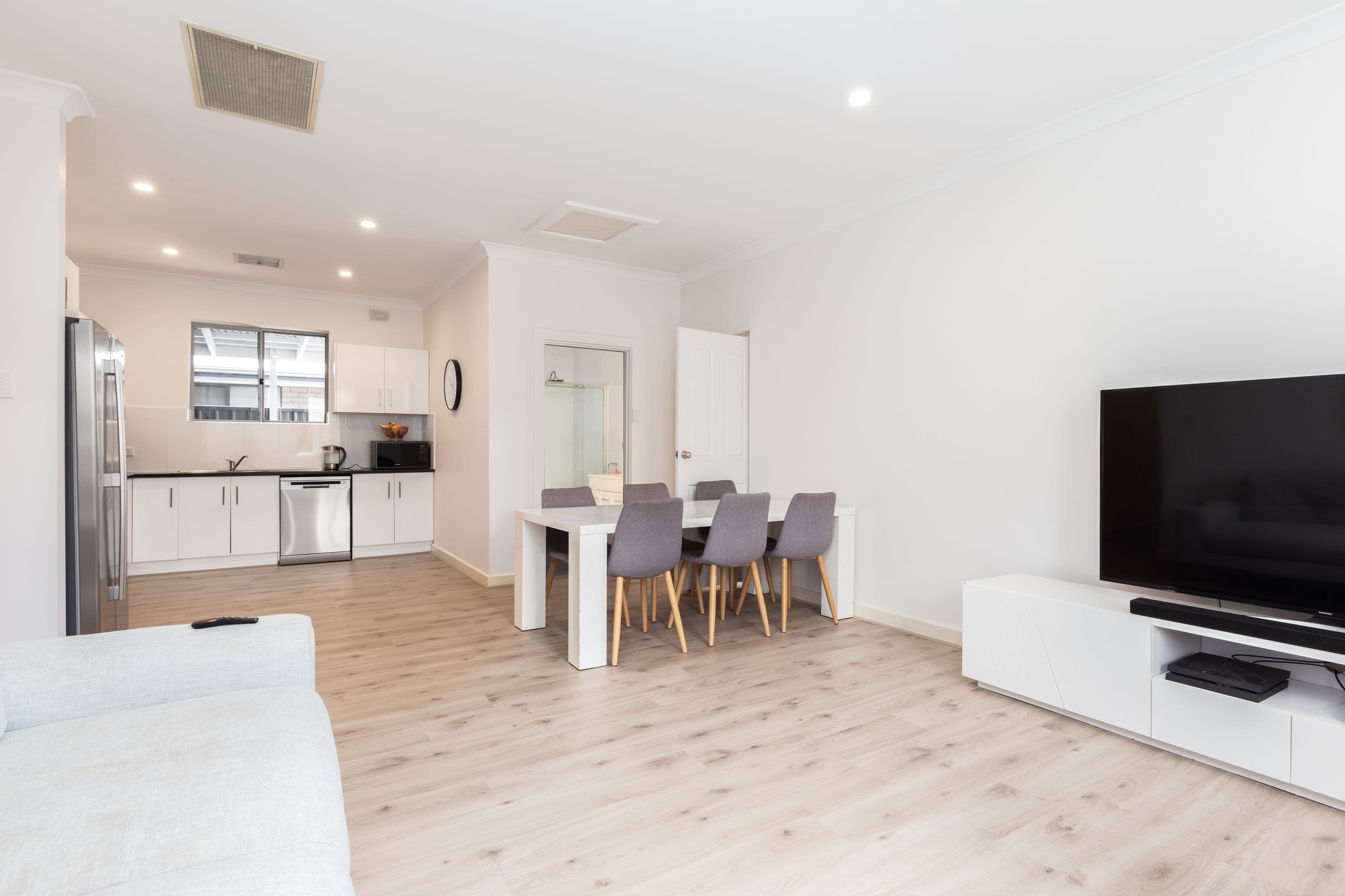 11 Sixth Avenue, Ascot Park SA 5043, Ascot Park - Thumbnail 3