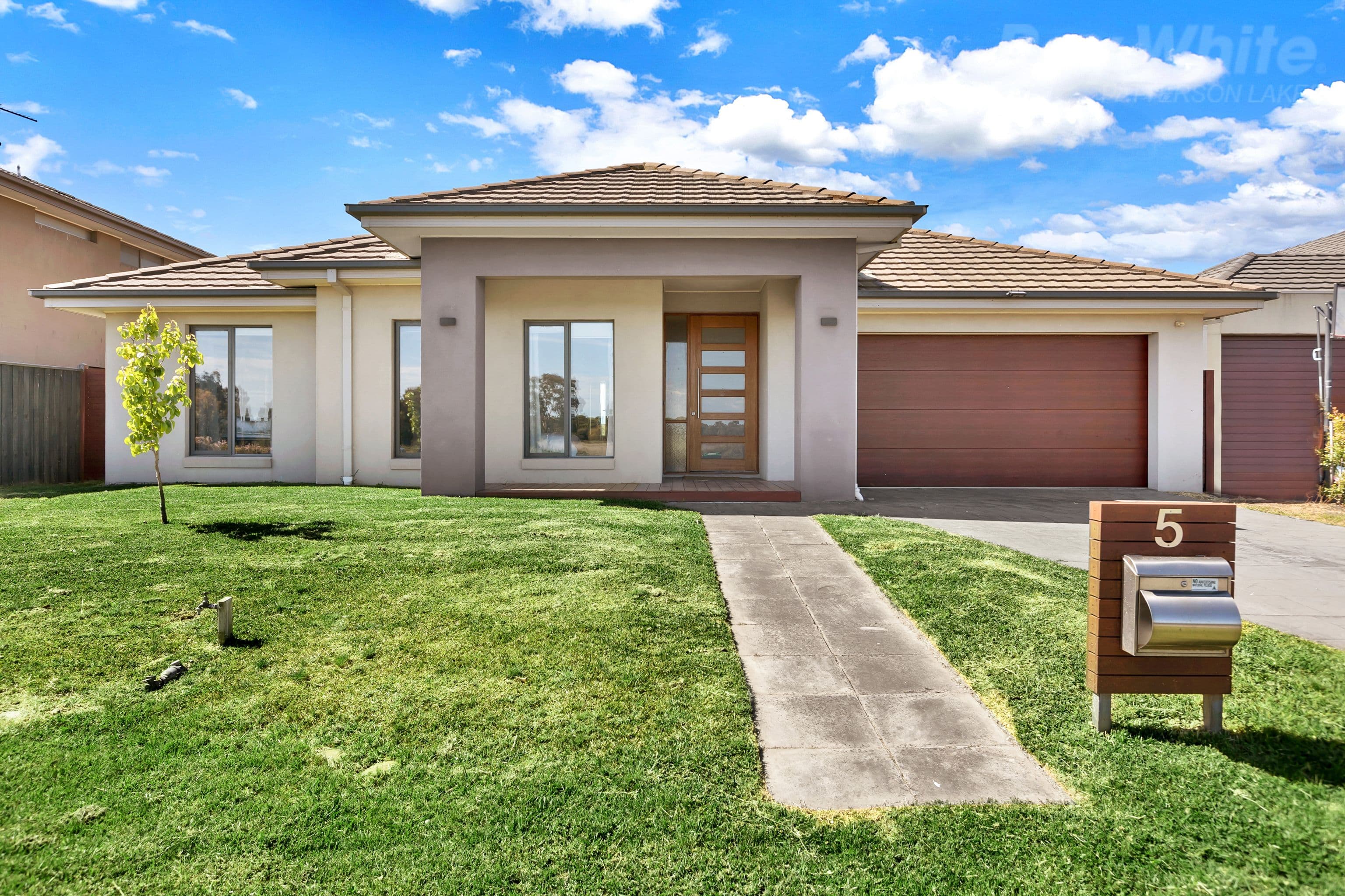 5 Starling Court, Waterways VIC 3195, Waterways - Thumbnail 2