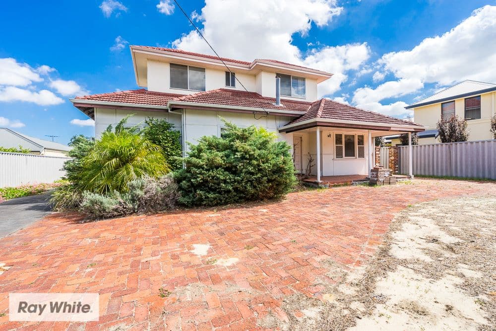 13 Croydon Avenue, Yokine WA 6060, Yokine - Thumbnail 3