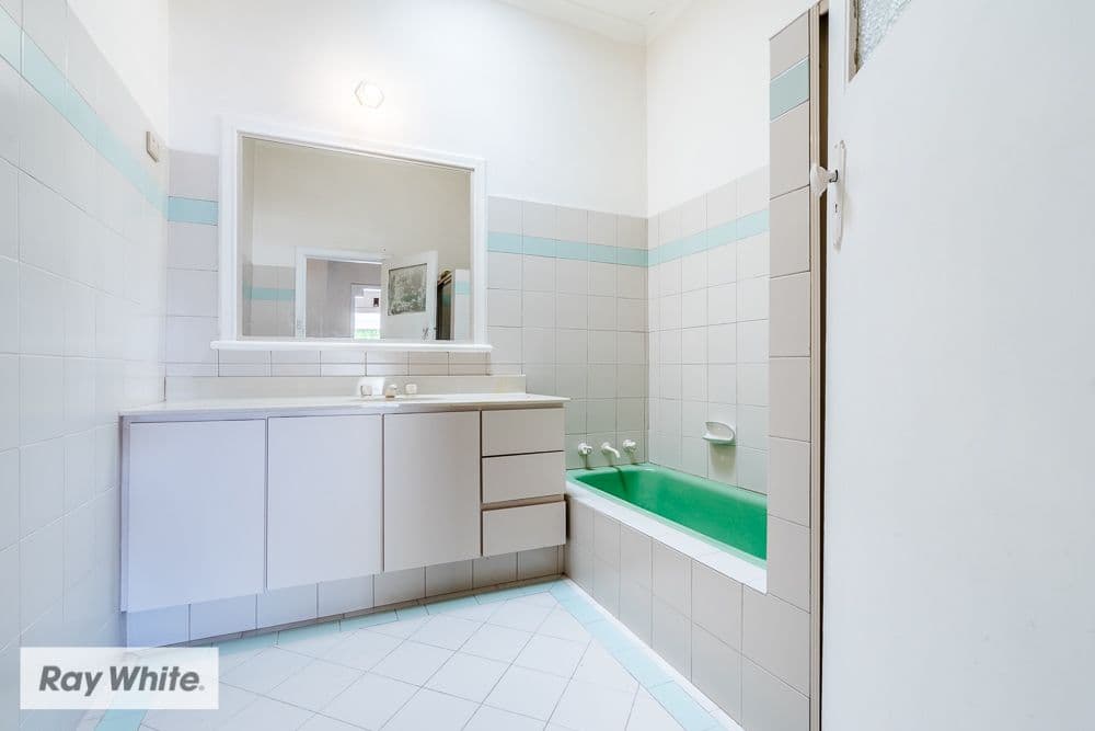 13 Croydon Avenue, Yokine WA 6060, Yokine - Thumbnail 8