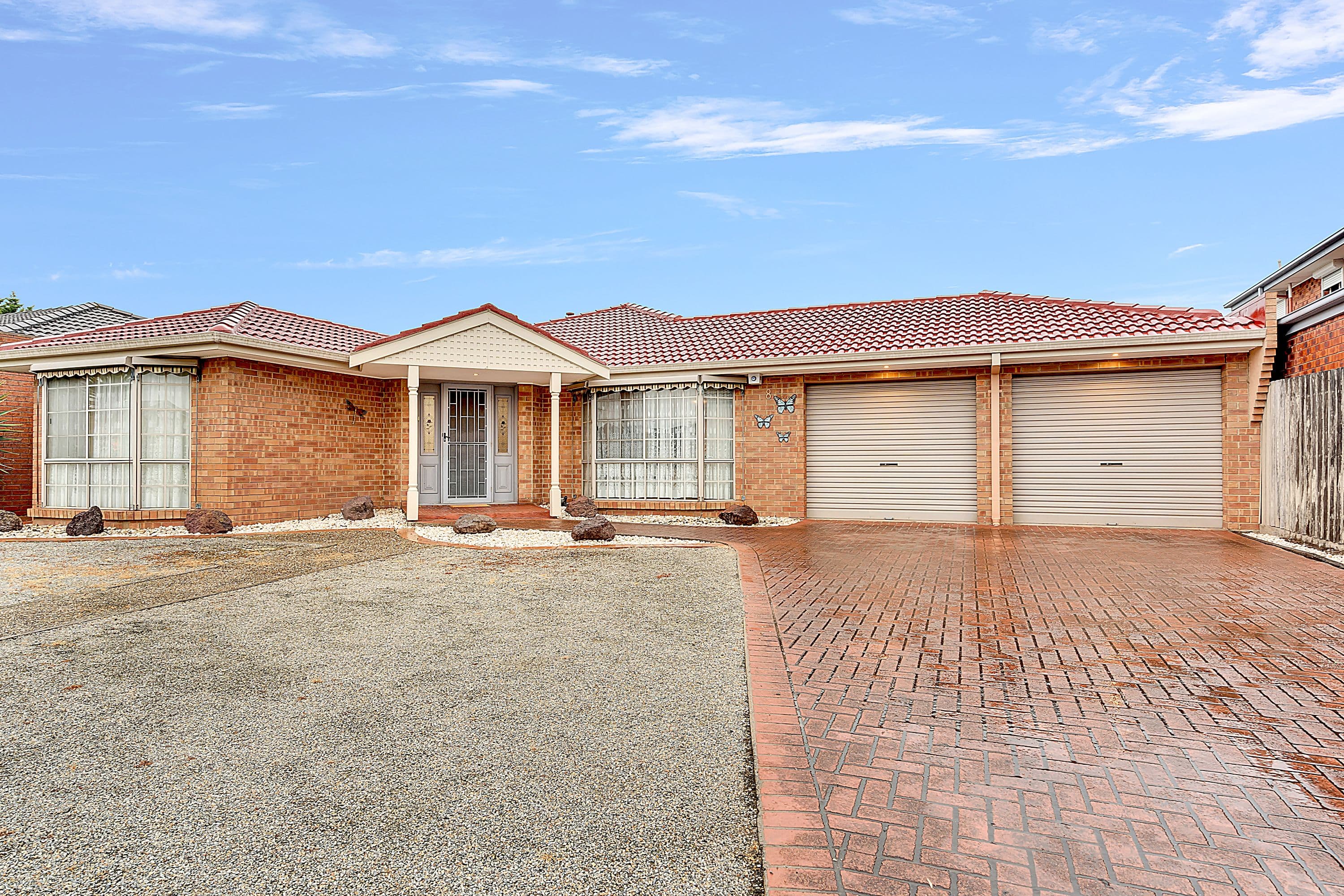 8 Pembroke Crescent, Craigieburn VIC 3064, Craigieburn - Thumbnail 3