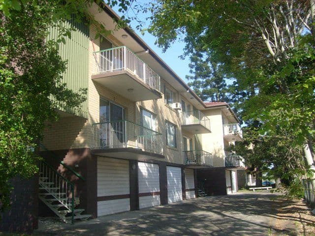 31  Glen Street, MOOROOKA QLD 4105, Moorooka - Thumbnail 2