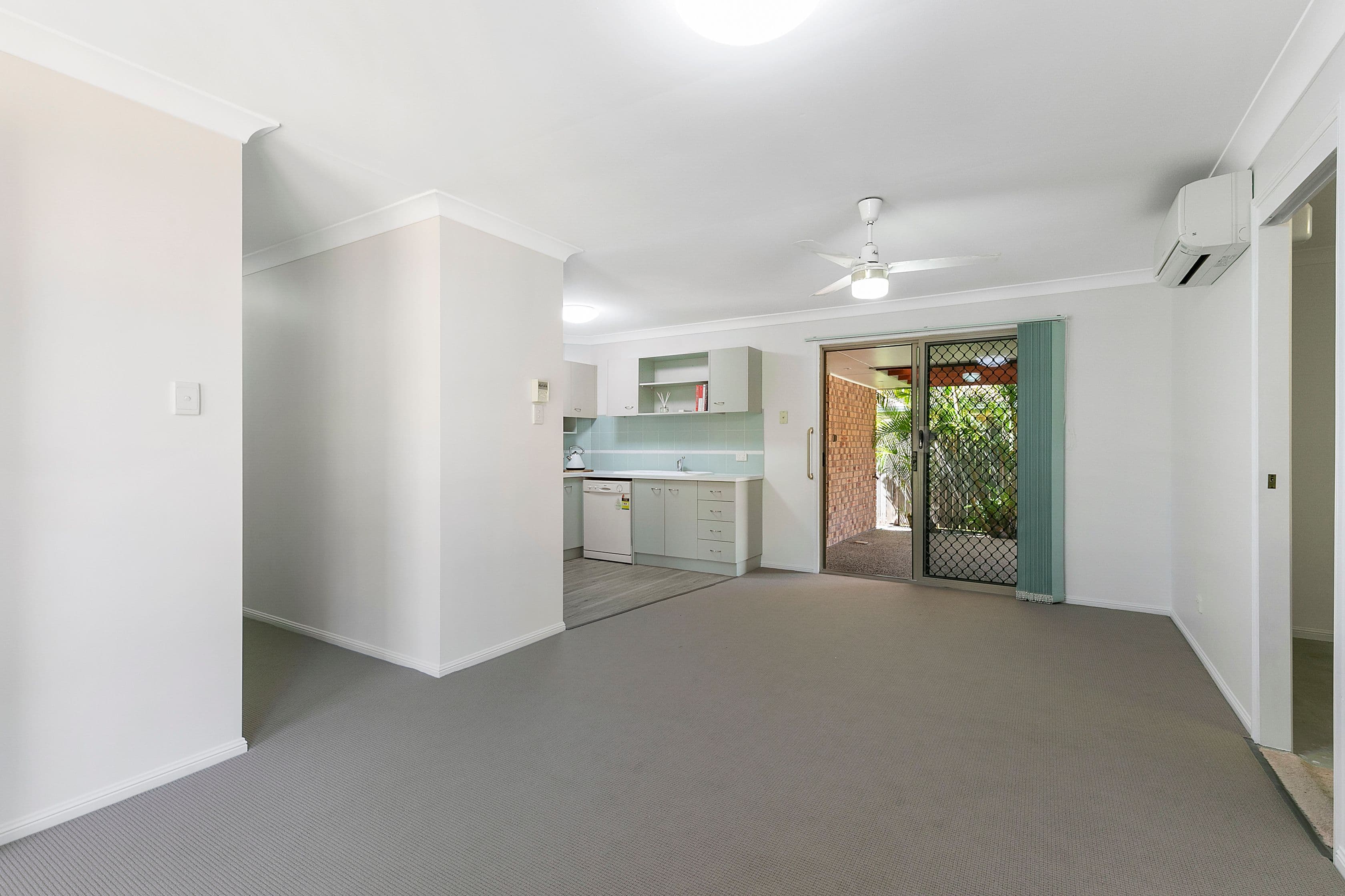 107 Killarney Crescent, Capalaba QLD 4157, Capalaba - Thumbnail 2