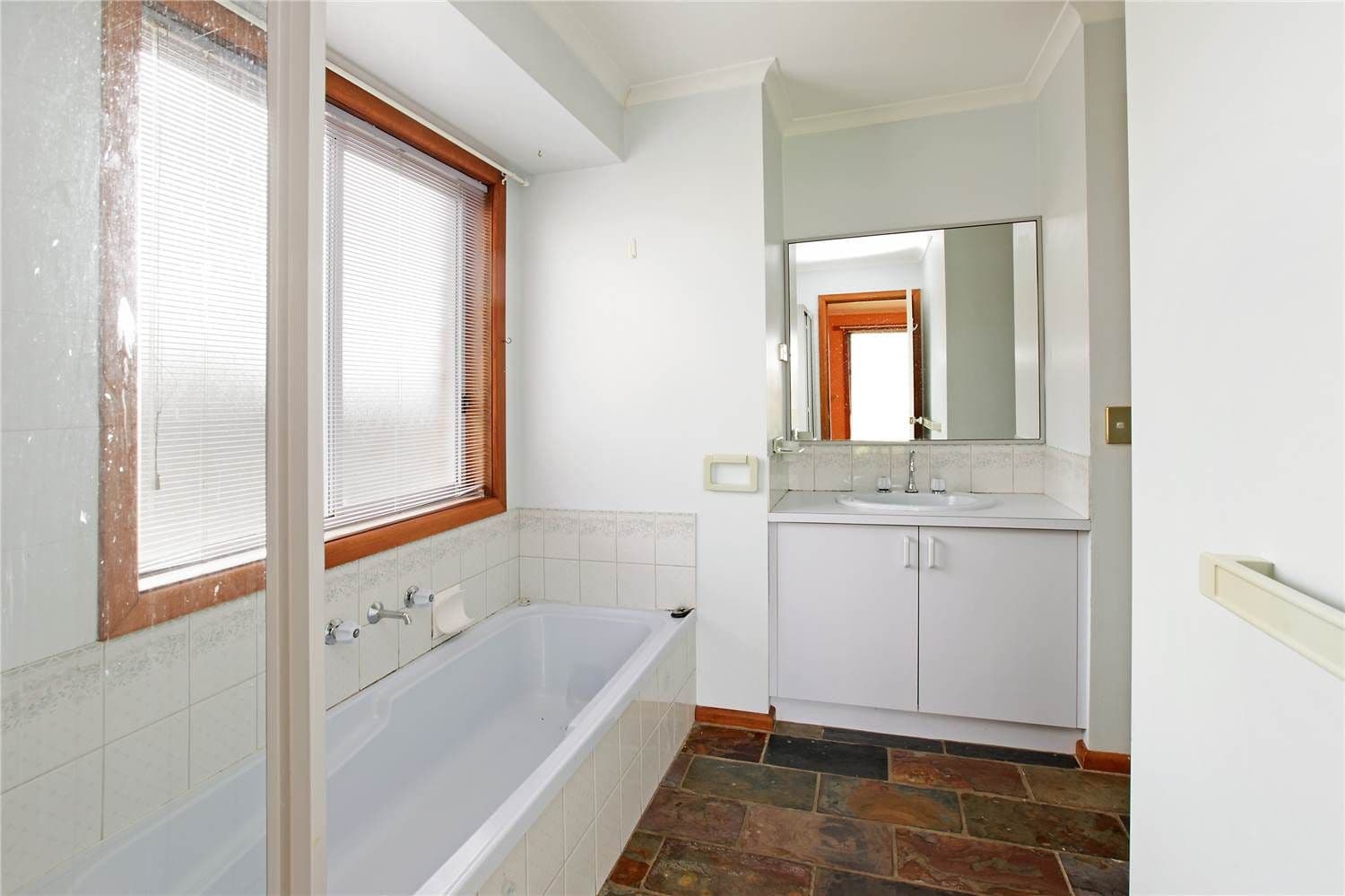 3 Beretta Court, CORIO VIC 3214, Corio - Thumbnail 5