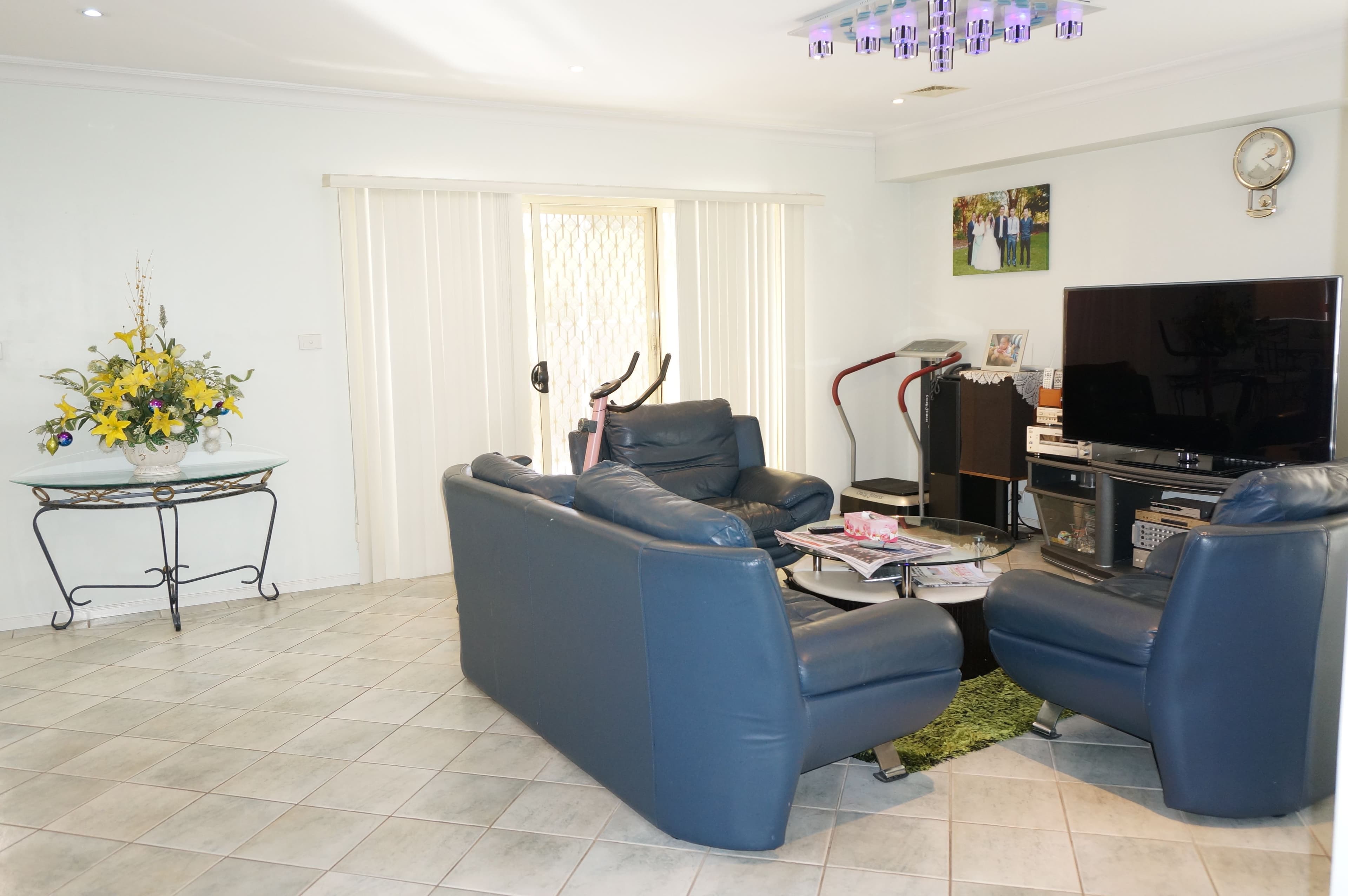 9 Boyd Street, Cabramatta West - Thumbnail 2