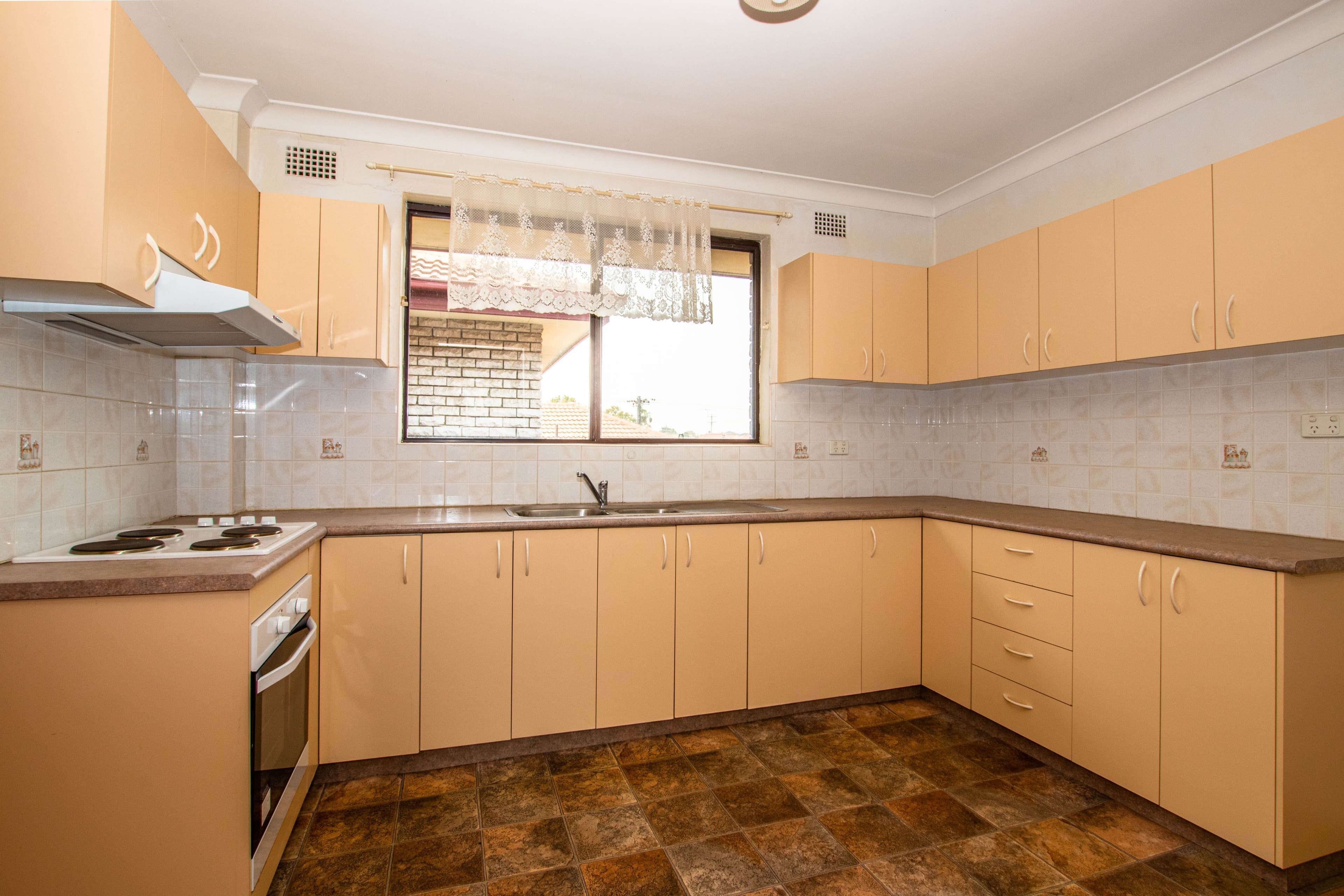 40 Wrentmore Street, Fairfield - Thumbnail 4
