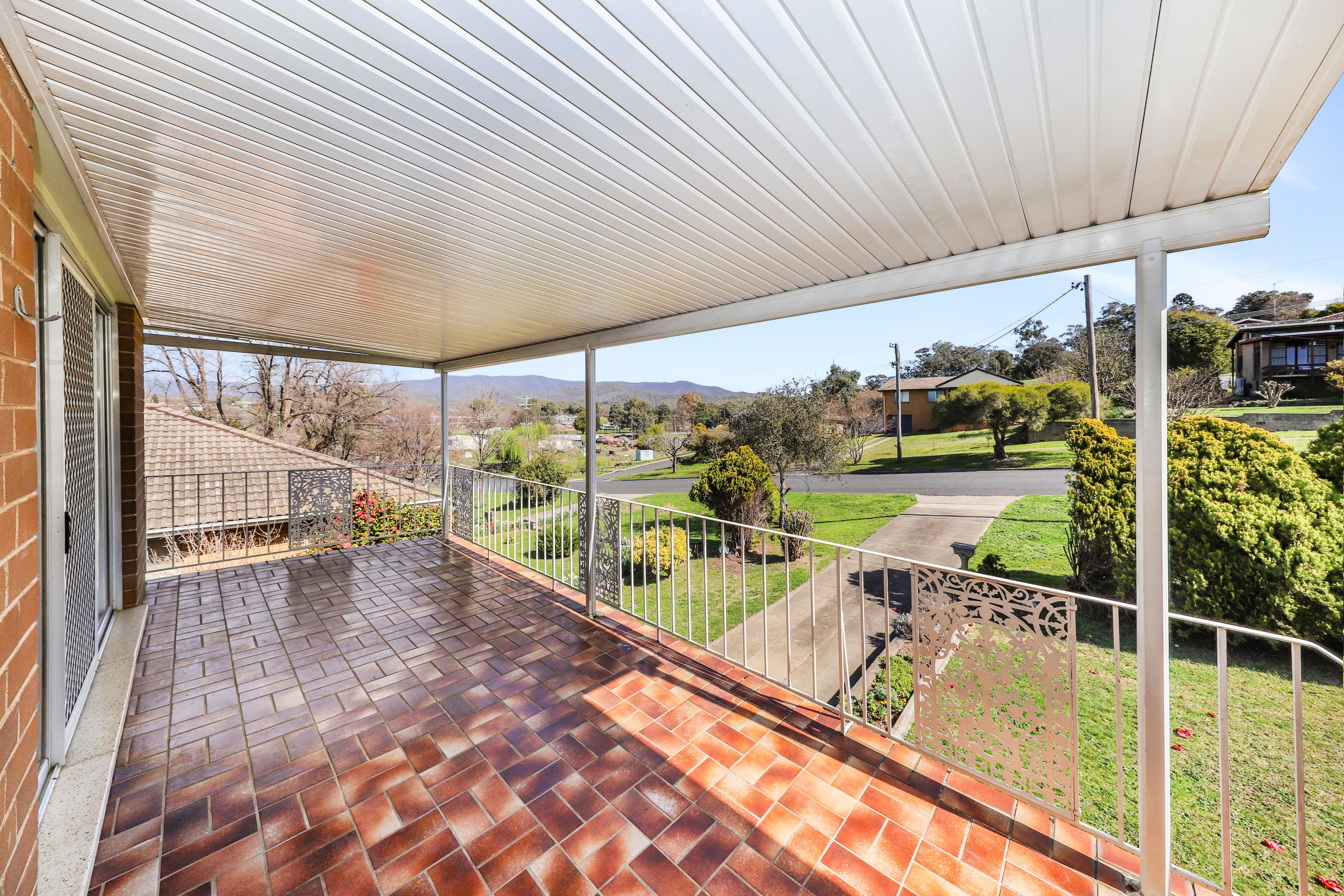 80 Lambie Street, Tumut NSW 2720, Tumut - Thumbnail 2