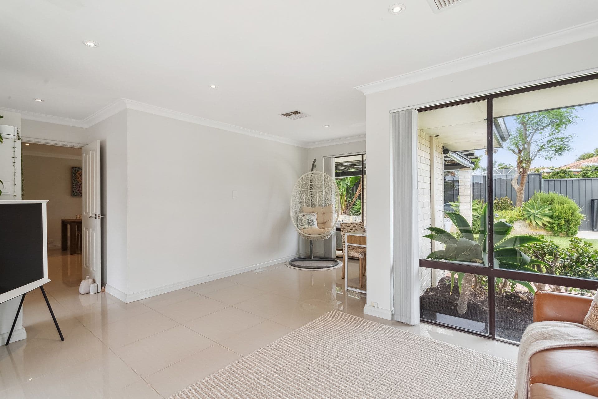 7 Galant Close, Kallaroo WA 6025, Kallaroo - Thumbnail 5