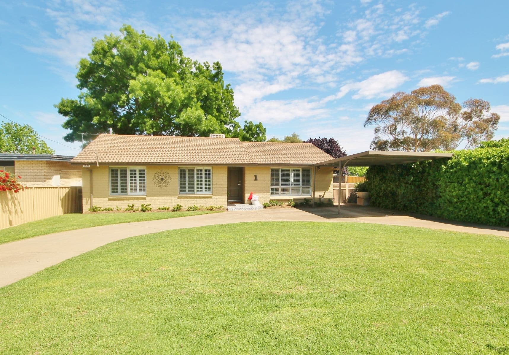1 Watson Street, Young - Image 1