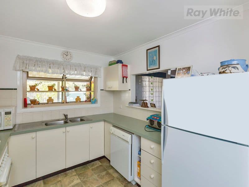 10 Price Close, REDBANK PLAINS QLD 4301, Redbank Plains - Thumbnail 4