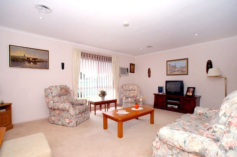 17  Henry Street, NOBLE PARK VIC 3174, Noble Park - Thumbnail 5