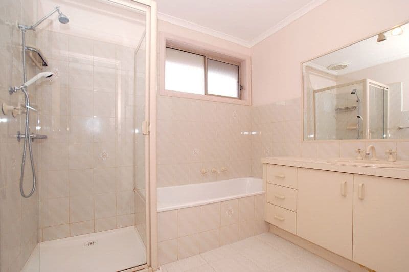 17  Henry Street, NOBLE PARK VIC 3174, Noble Park - Thumbnail 7