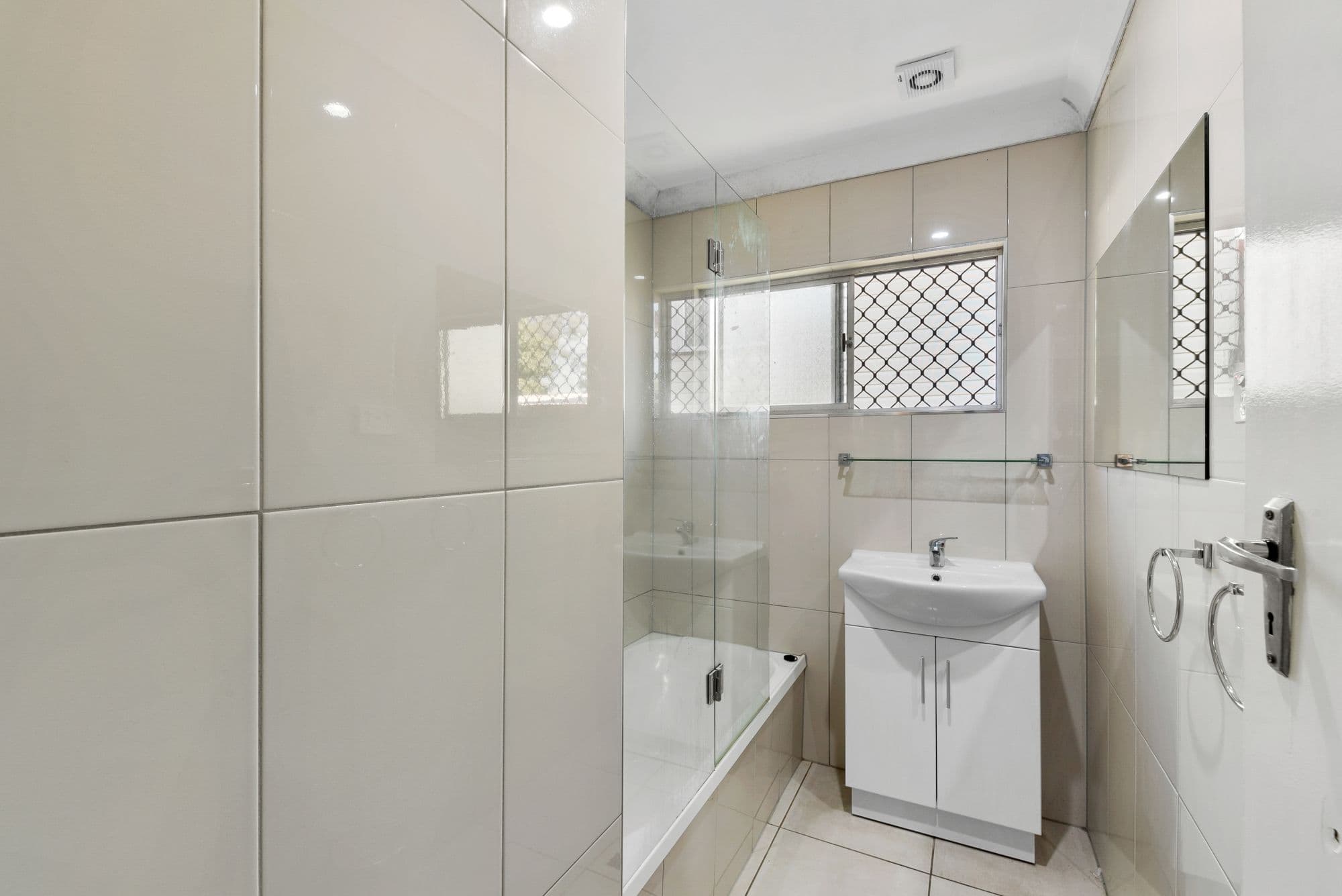 28 Balmoral Place, Deception Bay QLD 4508, Deception Bay - Thumbnail 4