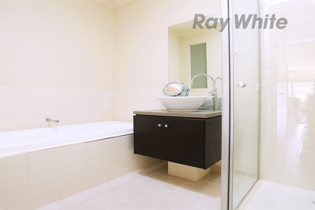 94 Boardwalk Boulevard, POINT COOK VIC 3030, Point Cook - Thumbnail 6