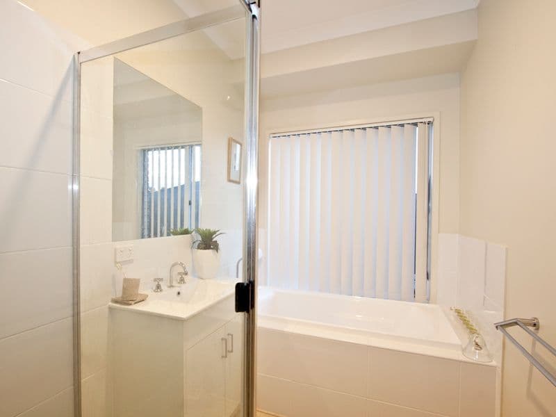 10 Feathertop Circuit, CALOUNDRA WEST QLD 4551, Caloundra West - Thumbnail 7