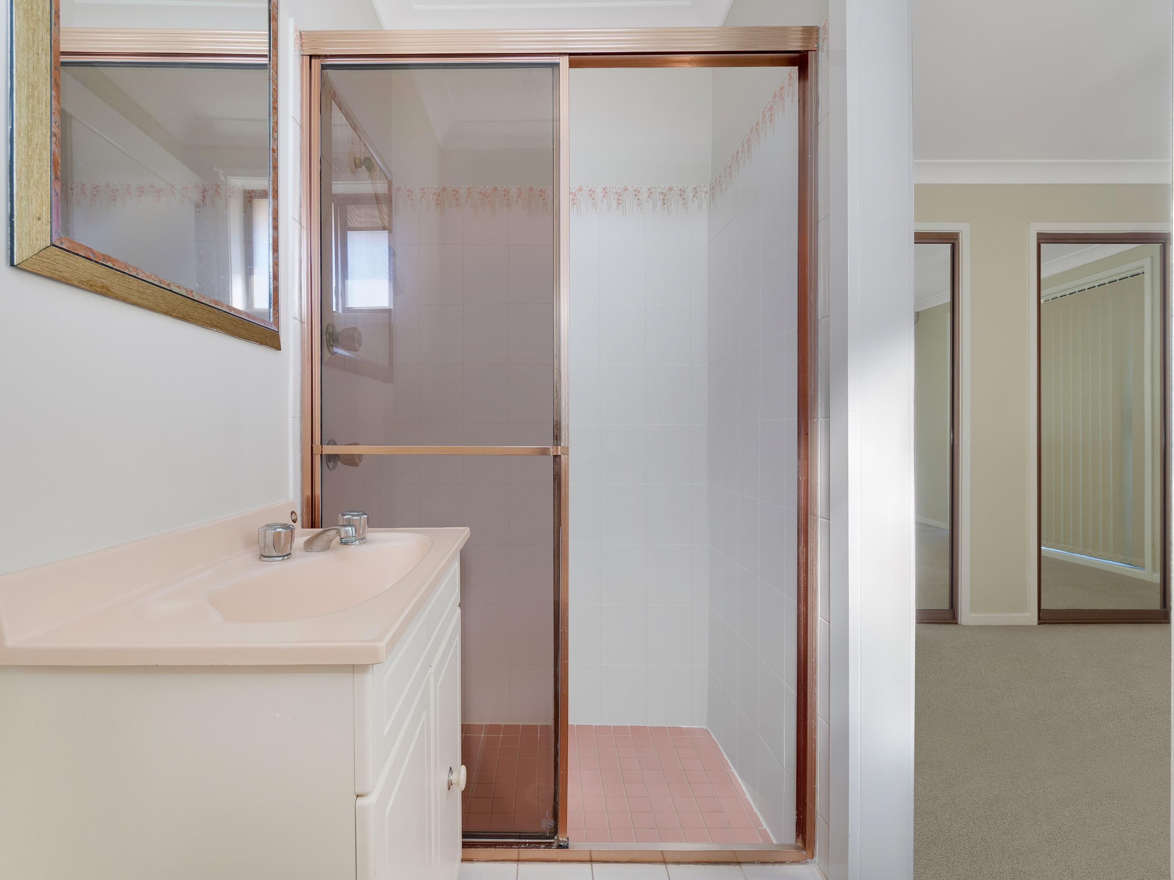 6 Radnor Place, Campbelltown NSW 2560, Campbelltown - Thumbnail 7