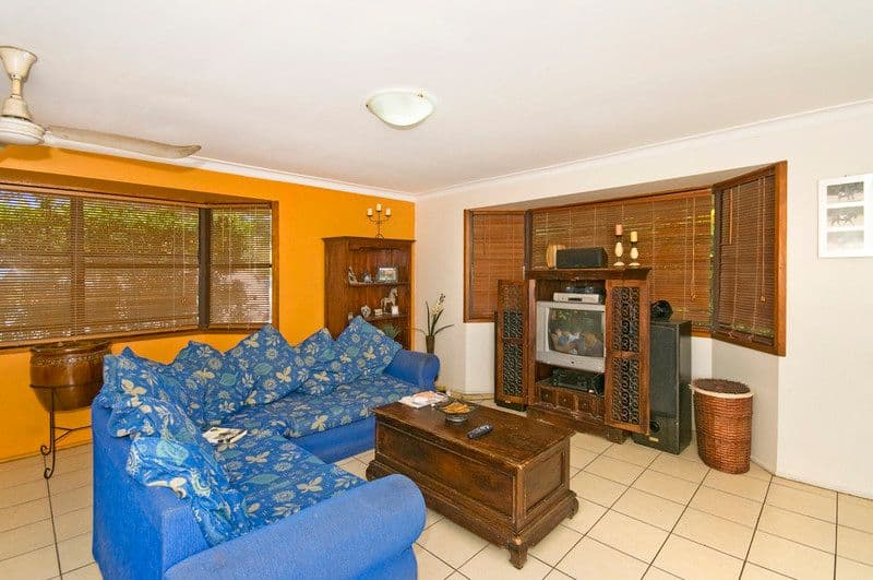 2 Drumfish Drive, CURRUMBIN WATERS QLD 4223, Currumbin Waters - Thumbnail 5