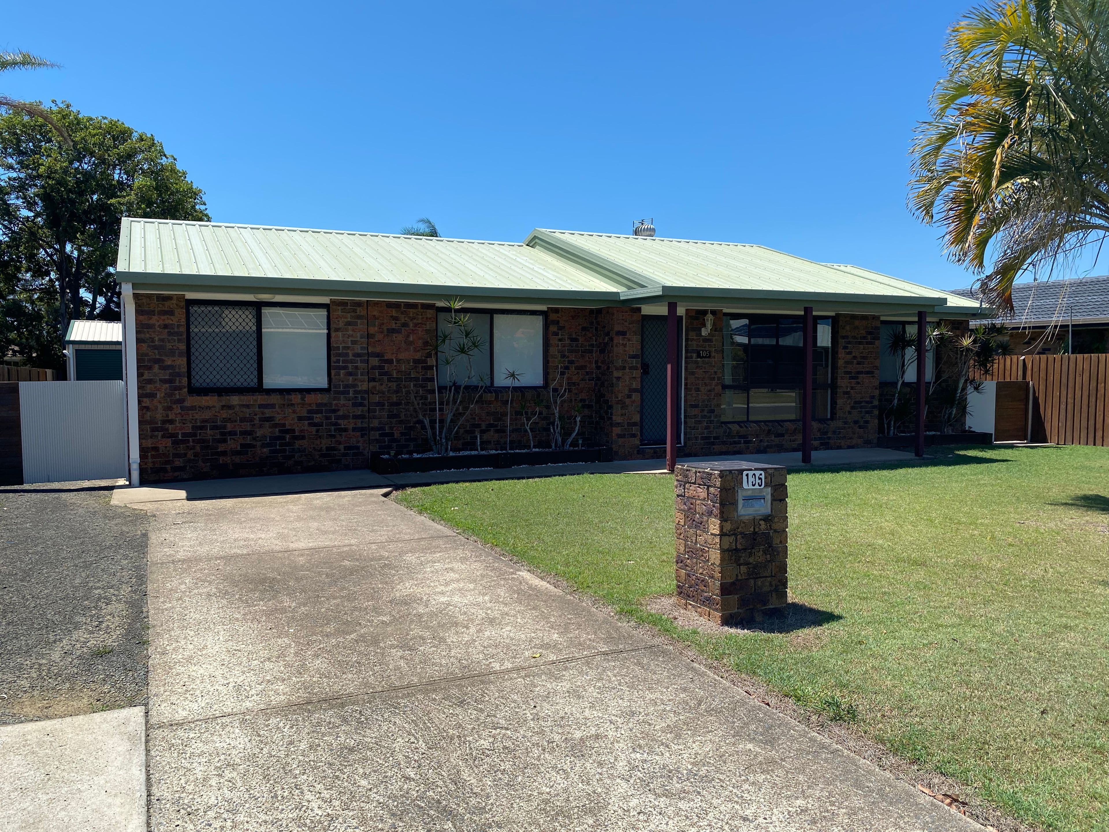 105 Hammond Street, Urangan QLD 4655, Urangan - Thumbnail 2