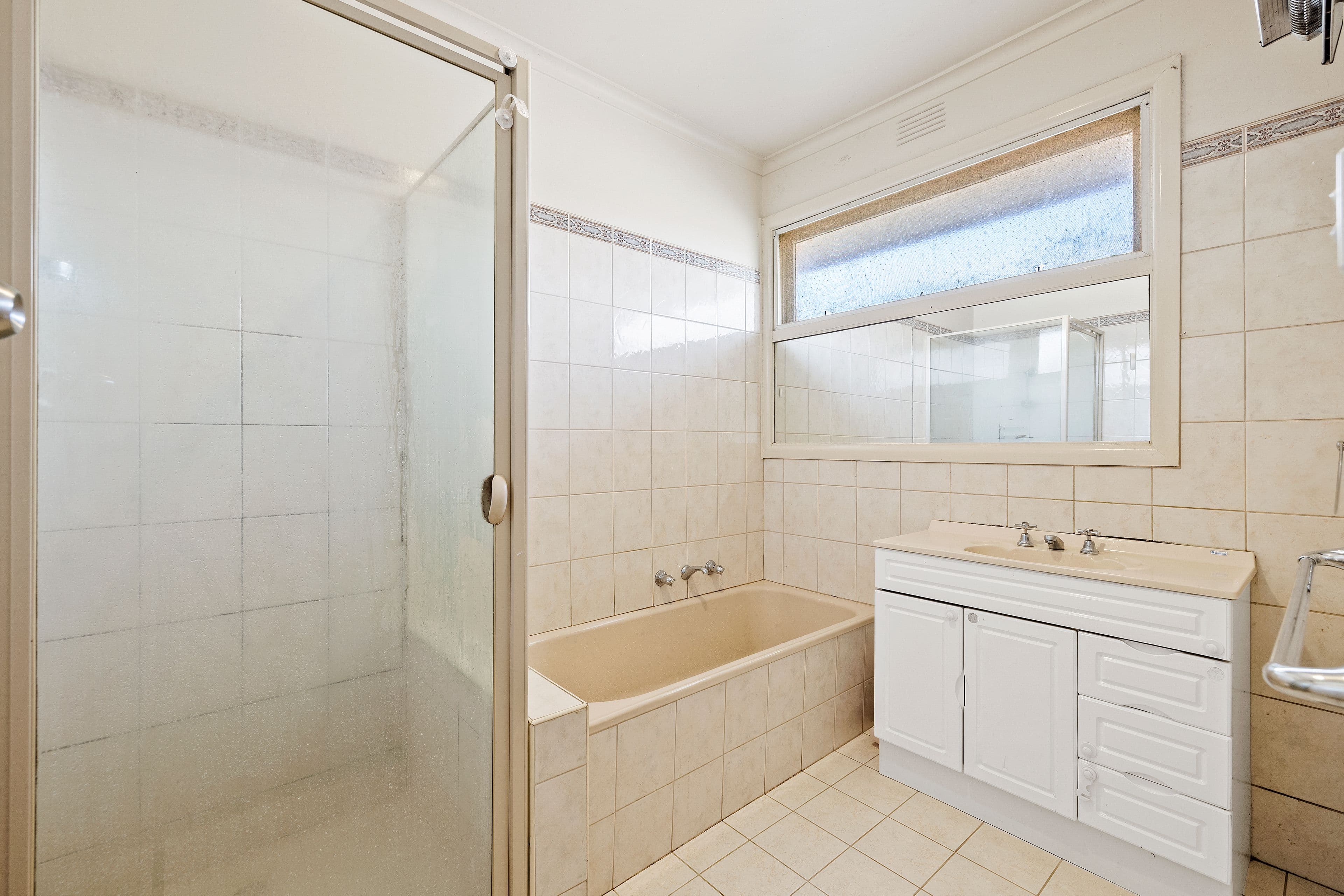24 Outlook Drive, Nunawading VIC 3131, Nunawading - Thumbnail 5