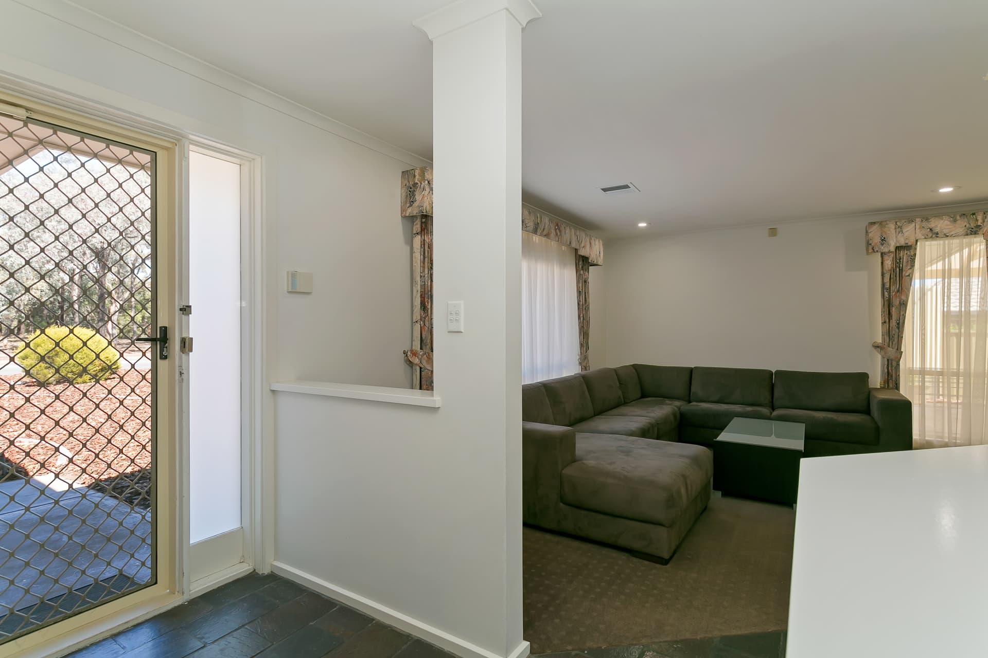 50 Canterbury Drive, Salisbury Heights - Thumbnail 2