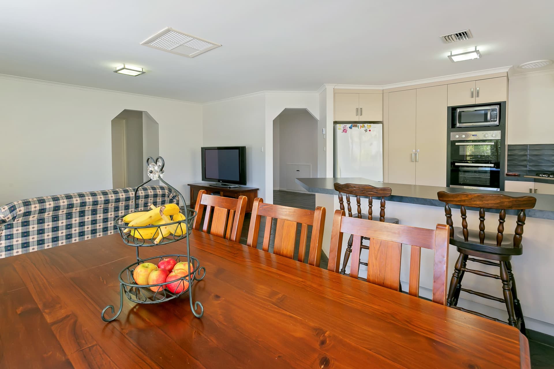 50 Canterbury Drive, Salisbury Heights - Thumbnail 8