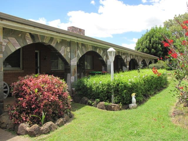 57 Toowoomba Road, Oakey QLD 4401, Oakey - Thumbnail 3