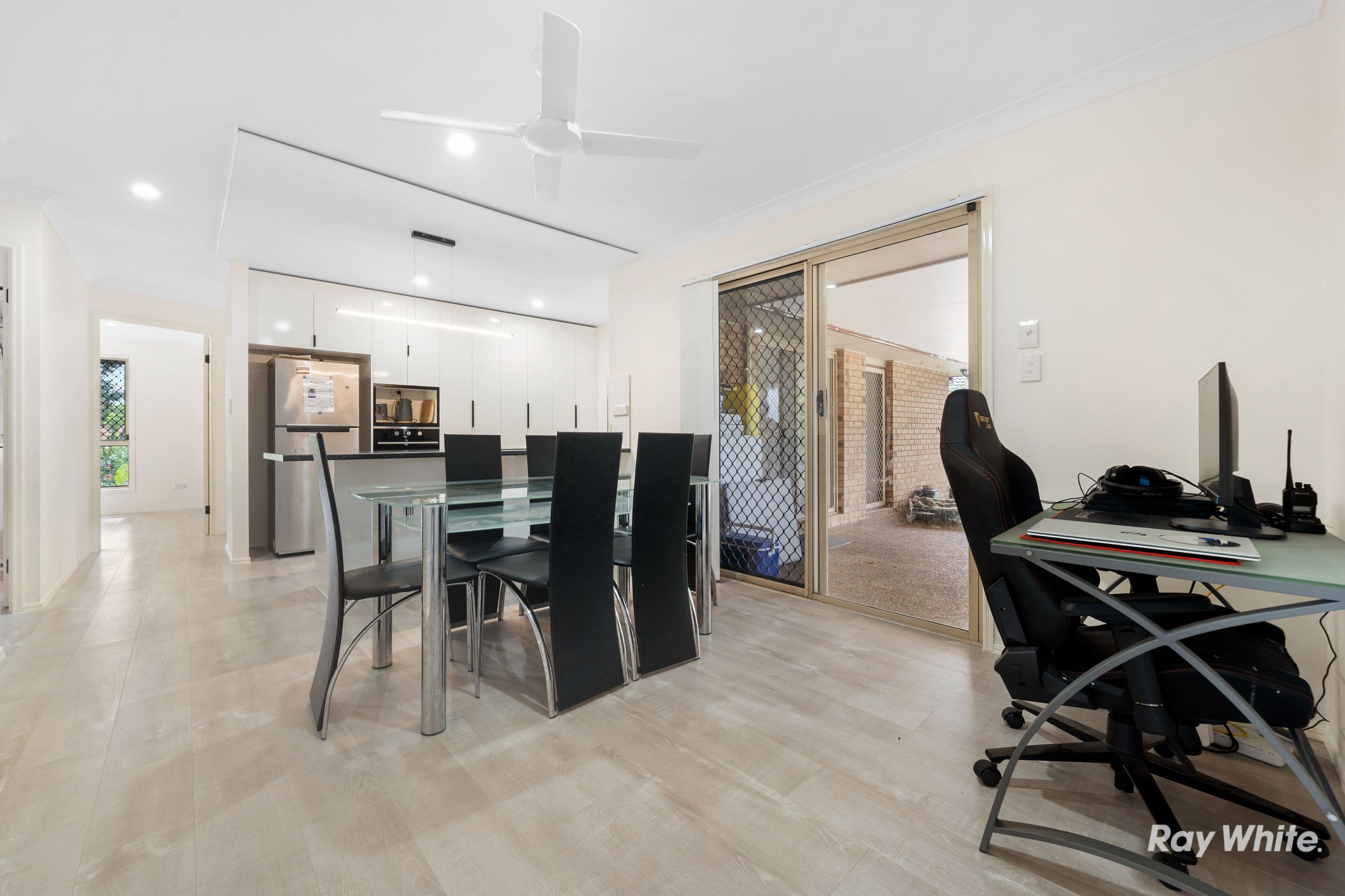 14 Lizda Street, Marsden QLD 4132, Marsden - Thumbnail 4